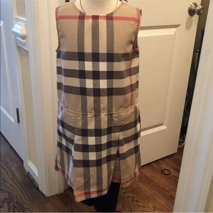 Burberry dress 10y